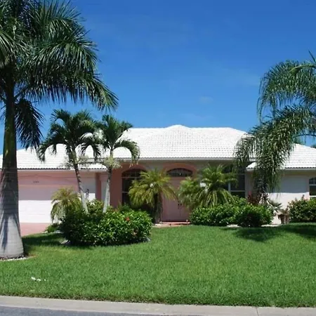 Ferienhaus Mit Privatpool Fuer 6 Personen Ca 236 Qm In Naples, Florida Southwest Florida
